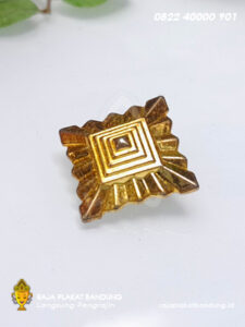 pin, lencana, kepolisian, pin kementerian, pin pangkat, aksesoris resmi, lencana institusi, pin berkualitas, aksesoris kepolisian, lencana pangkat, pin kustom, lencana kementerian, pin dinas, lencana honor, pin medali, aksesoris otoritas, lencana keamanan, pin jabat, lencana profesi, pin sertifikat, lencana resmi, pin kehormatan, lencana pengabdian, pin spesial, aksesoris uniform, pin premium, lencana pemerintah, pin institusi, aksesoris pangkat, pin kepala, lencana badan, pin resmi, aksesoris kepangkatan