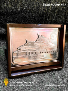 plakat ITB, piala ITB, plakat kampus, plakat unpad, piala unpad, plakat universitas, piala universitas, plakat bandung, piala bandung, plakat akrilik, plakat karilik bandung, piala akrilik, toko piala bandung, pusat piala bandung, grosir piala bandung